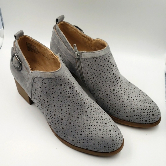 Sonoma 9.5 Medium Ankle Boots Gray, Side Zip. - Picture 3 of 8